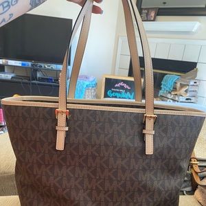 Michael Kors purse